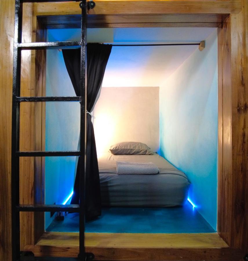 Shipwrecked Hostel Uvita Esterno foto