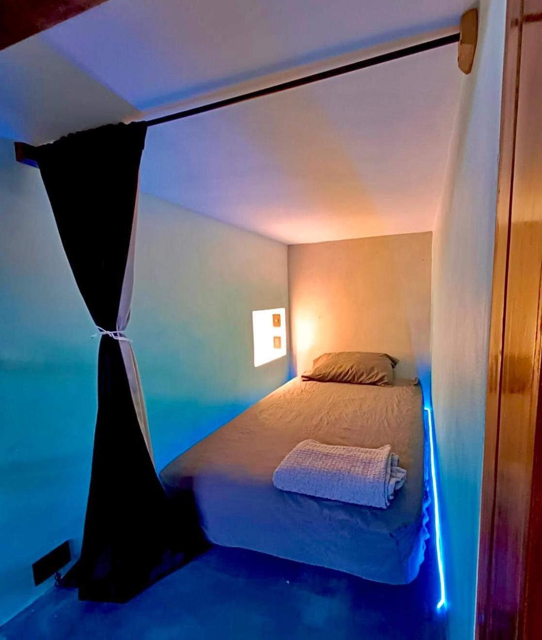 Shipwrecked Hostel Uvita Esterno foto